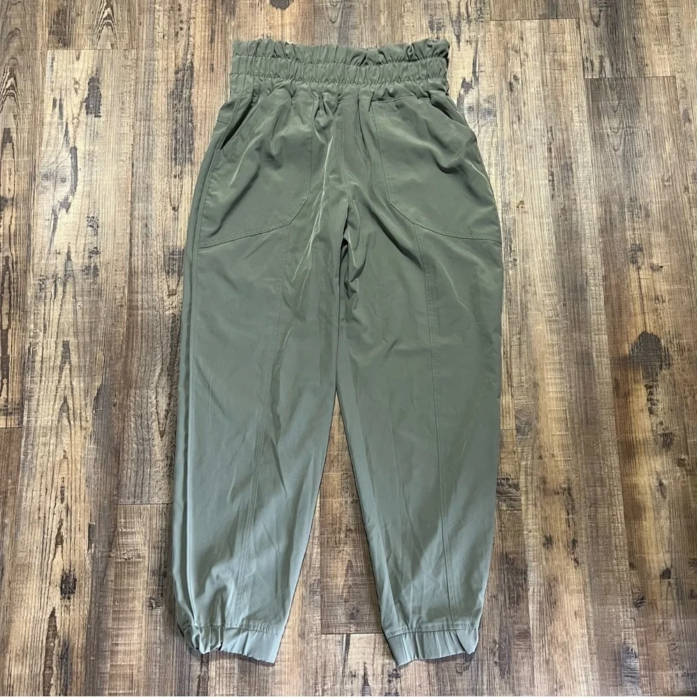 Vanilla Star Sage Green High Waisted Paperbag Waist Pants Size Large